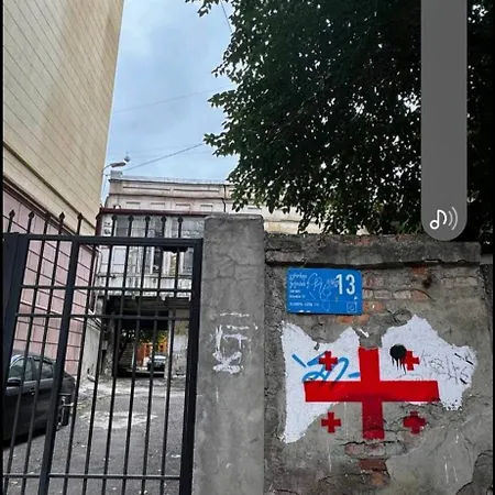 Apartment In Old Tbilisi Exterior photo